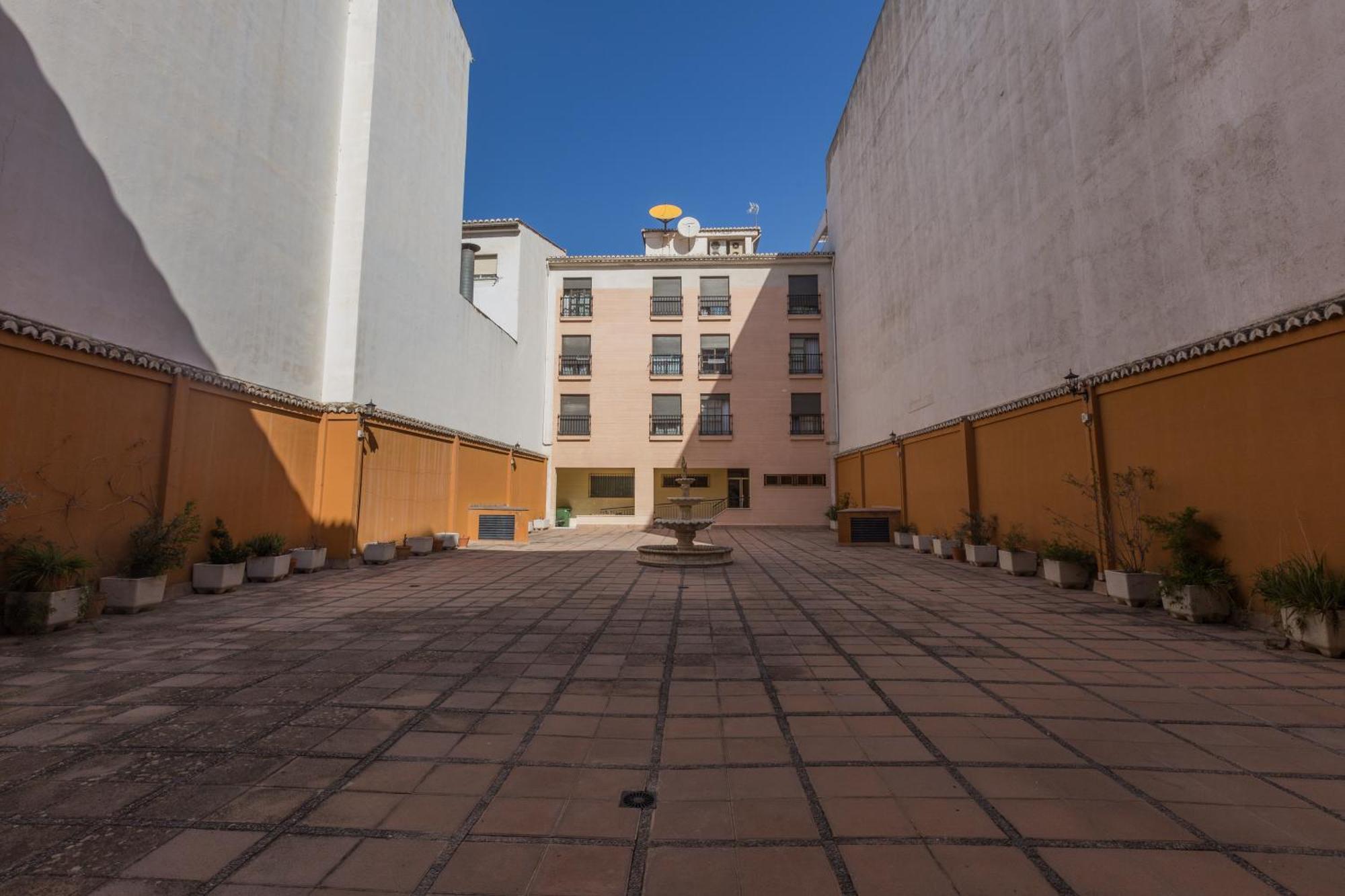Gracia Suites - Centro Y Confort Con Parking Gratis Granada Exterior foto